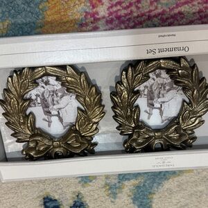 NIB Studio McGee Threshold christmas tree brass bow ornaments frame picture